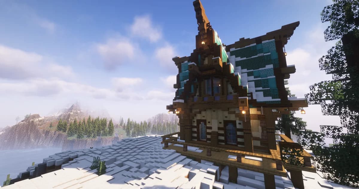 Snowy Medieval Fantasy House 1 - Minecraft Schematic